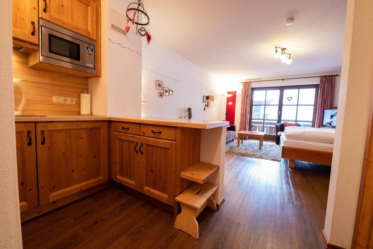 Enzian Apartment Грайнау Екстериор снимка