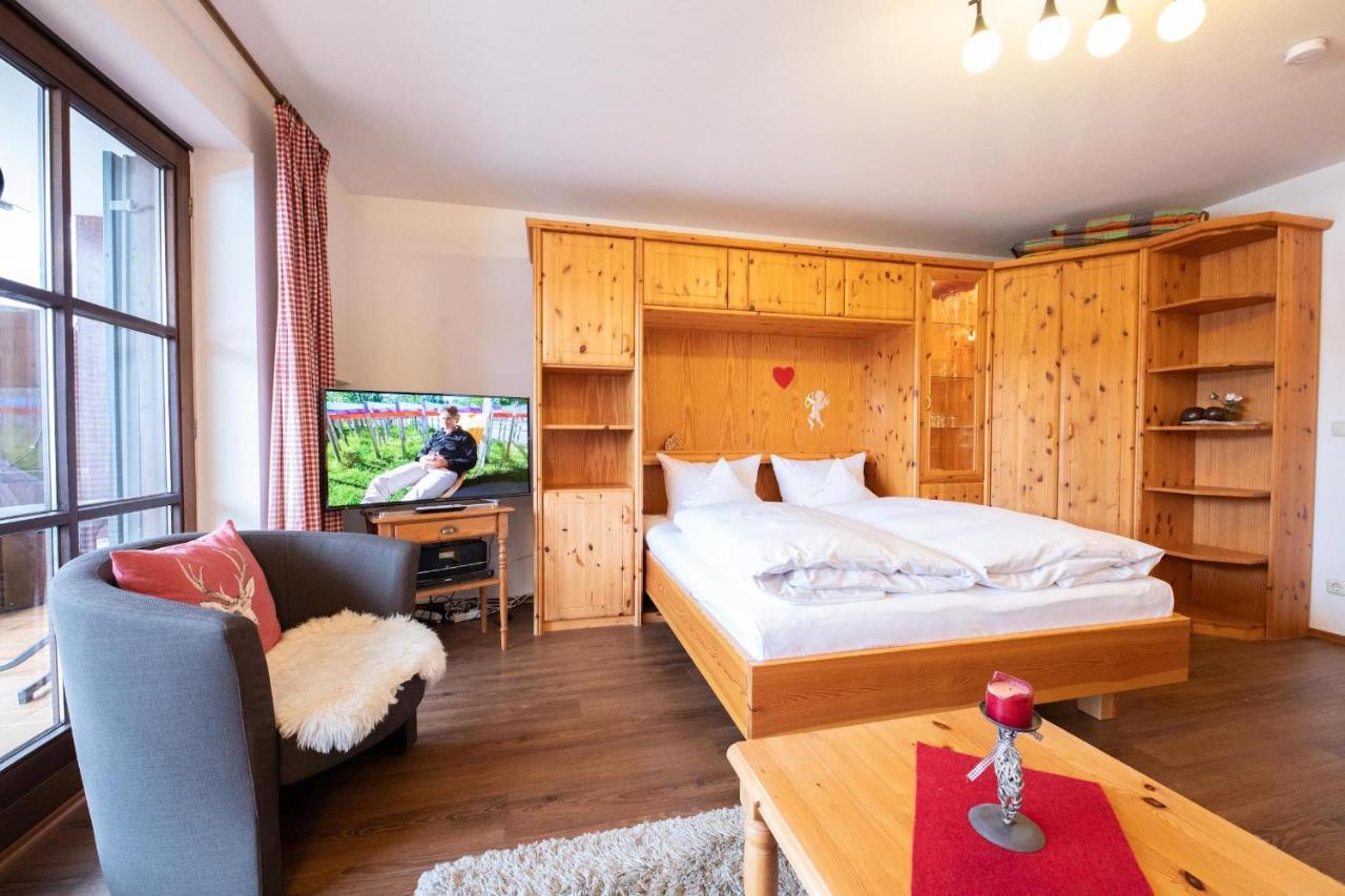 Enzian Apartment Грайнау Екстериор снимка